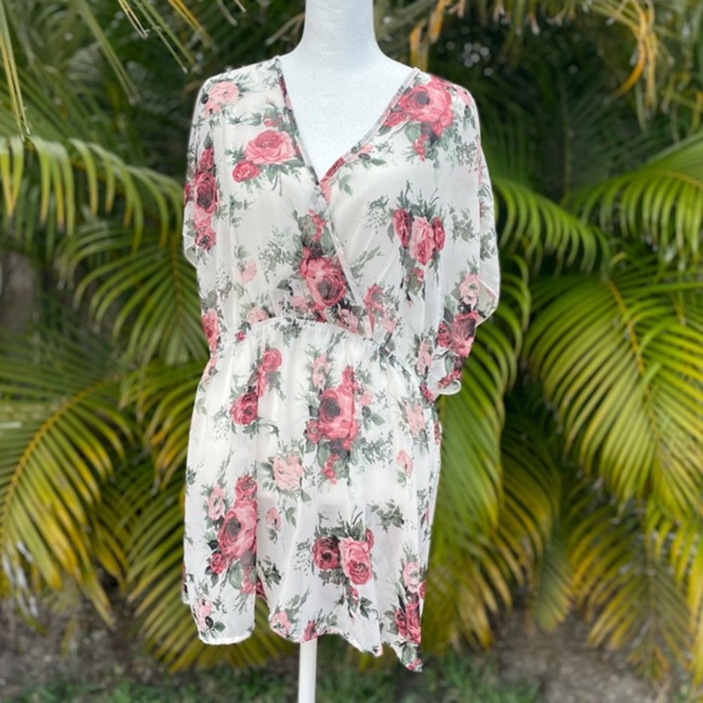 Floral Surplice Short Sleeve Blouse - Pink Rose on Cream - Picture 3 of 8